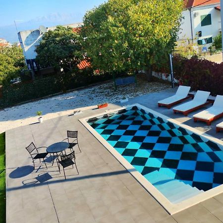 Holiday Home Nino With Amazing Swimming Pool Slatine Exterior photo