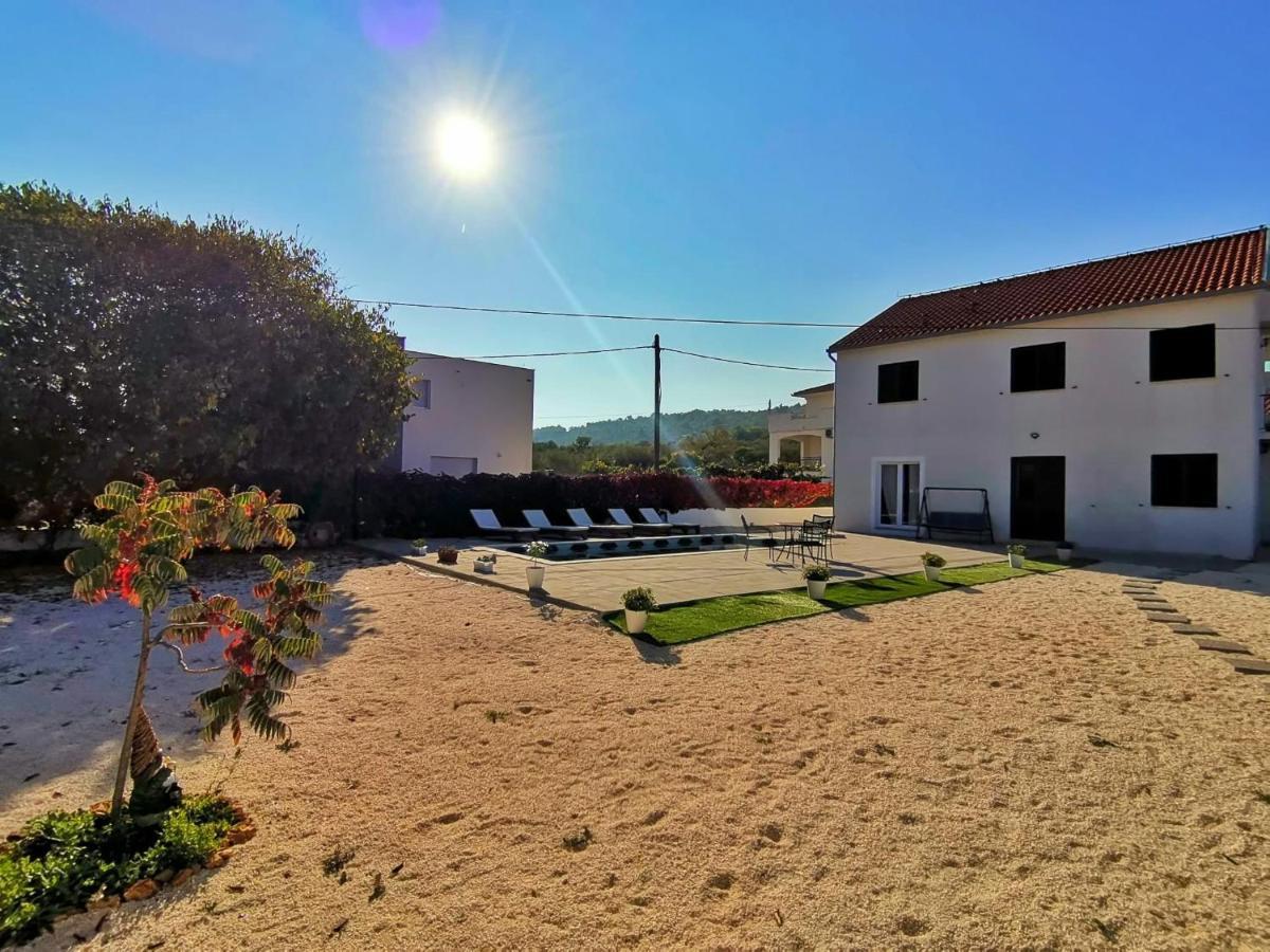 Holiday Home Nino With Amazing Swimming Pool Slatine Exterior photo