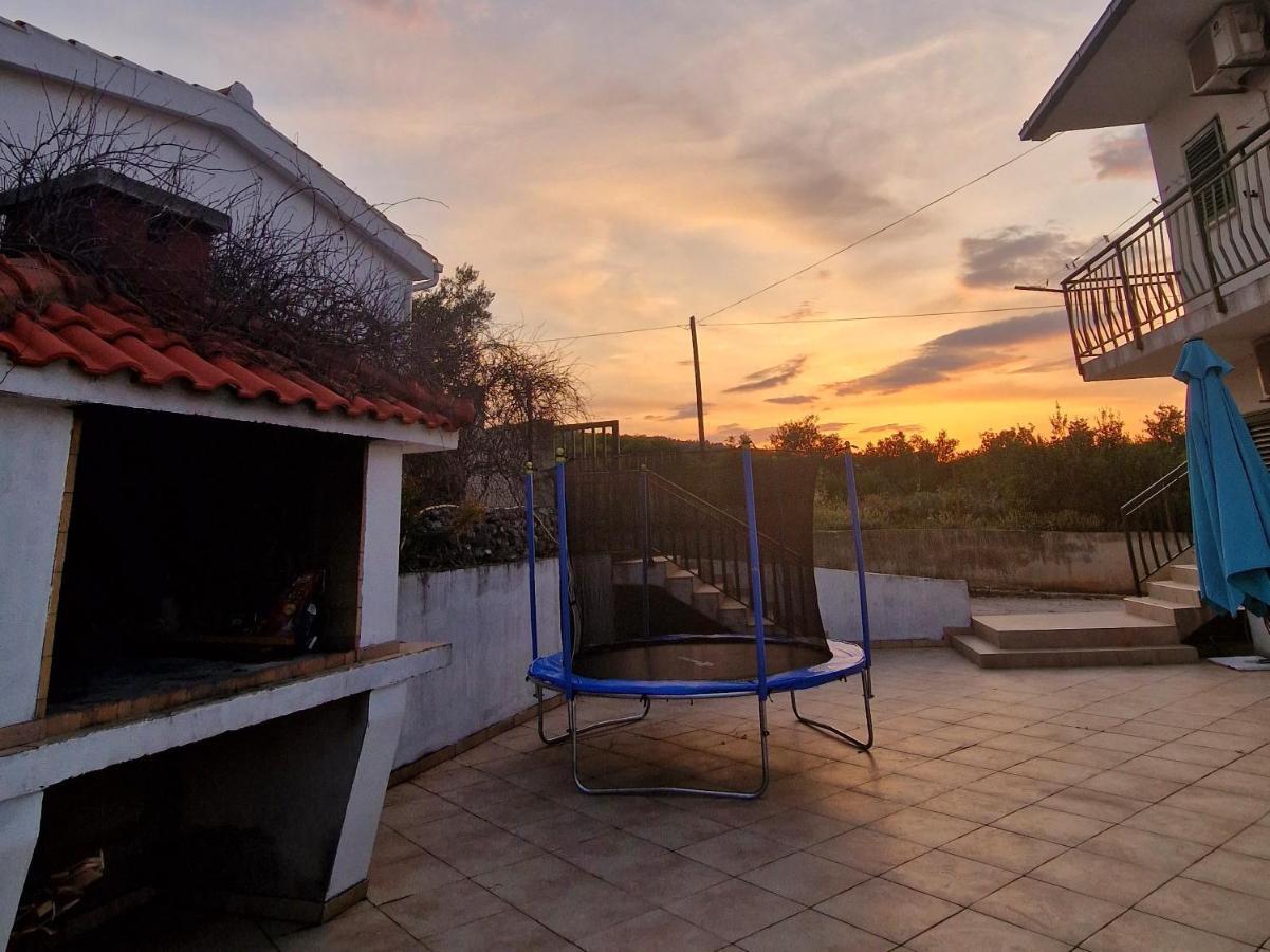 Holiday Home Nino With Amazing Swimming Pool Slatine Exterior photo