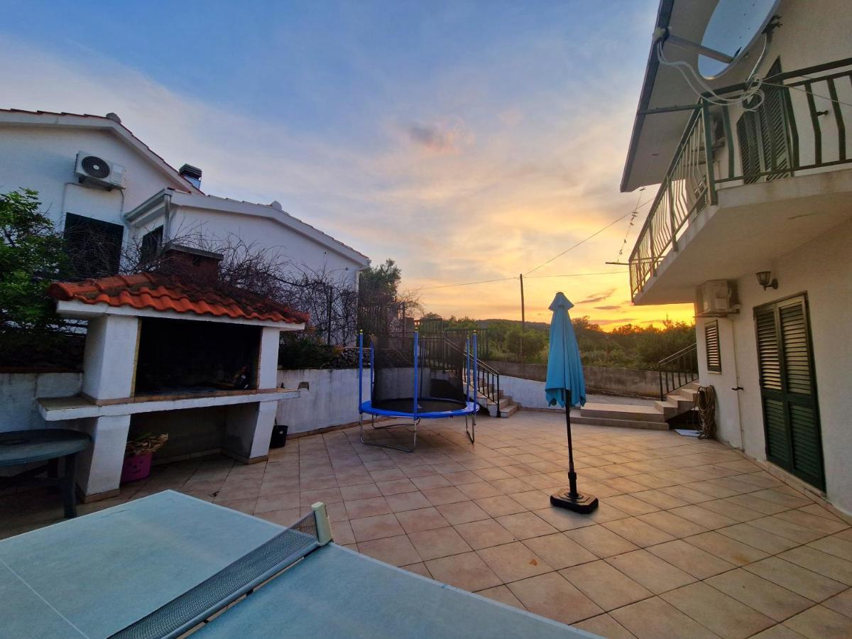 Holiday Home Nino With Amazing Swimming Pool Slatine Exterior photo